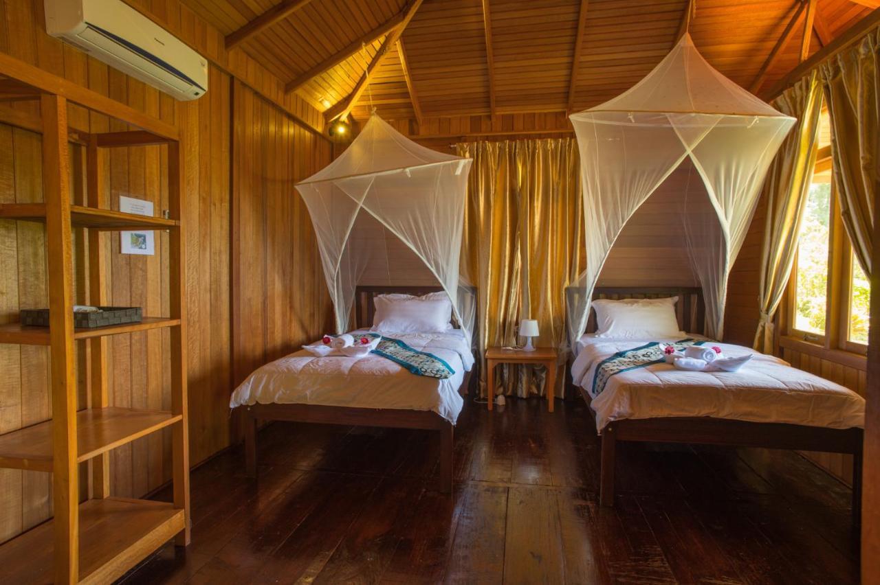 K2 Lembeh Dive Resort Bitung Экстерьер фото