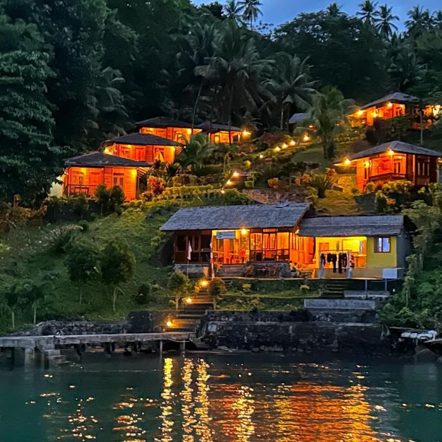 K2 Lembeh Dive Resort Bitung Экстерьер фото